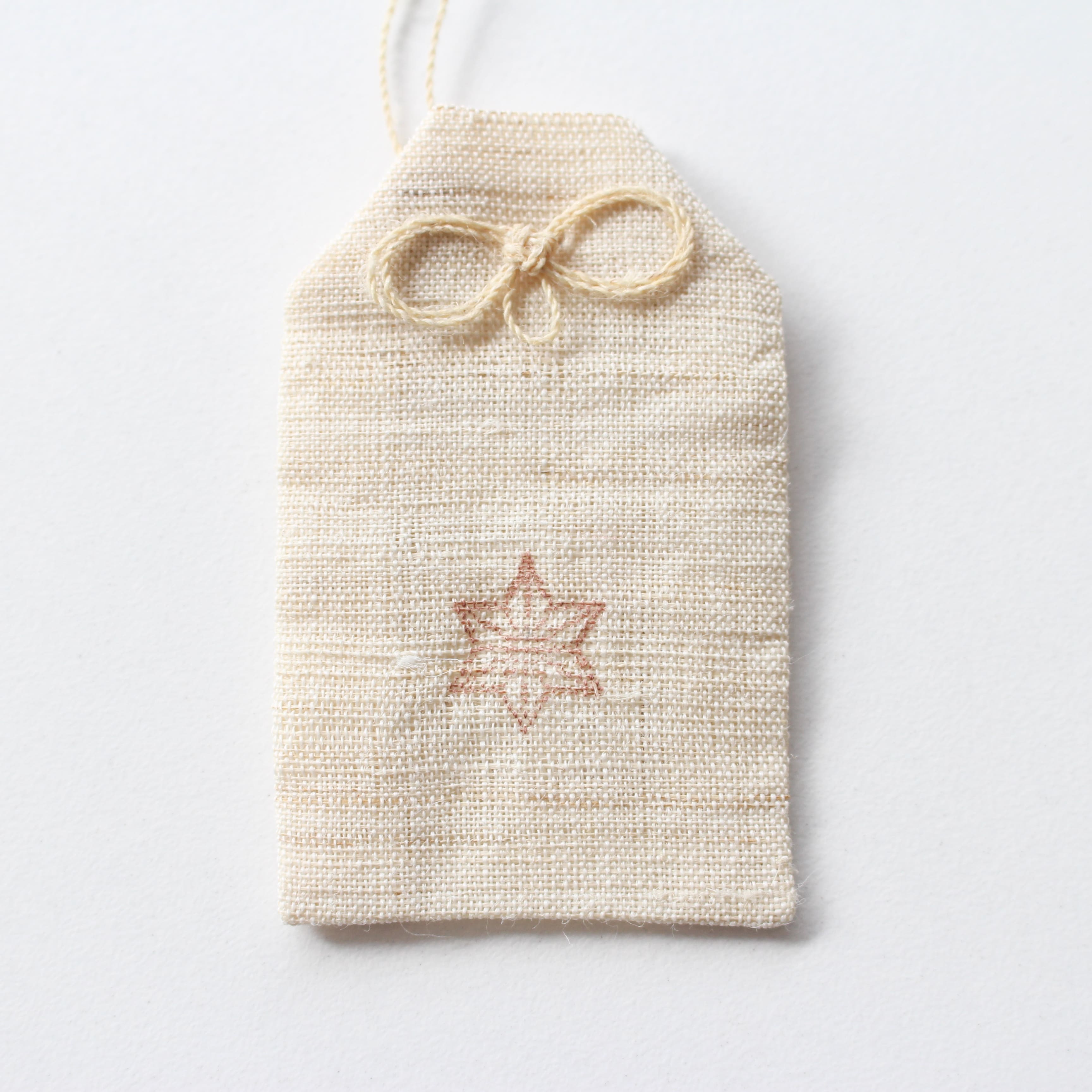 Omi-jofu】職人が織った近江上布 絣（かすり）ハンカチ＆生平（きびら